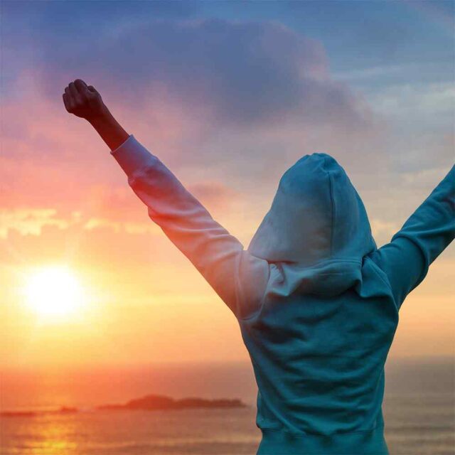 https://unstoppabledivine.com/wp-content/uploads/2018/01/img-rising-hands-640x640.jpg